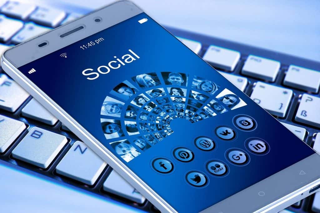 Social Media on a Mobile Phone